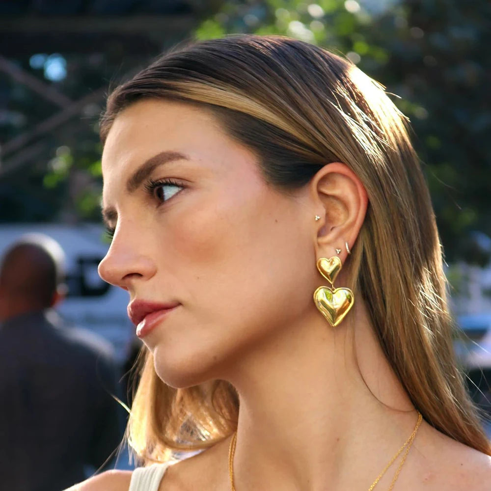 DARYAN Tie & Heart Drop Earrings
