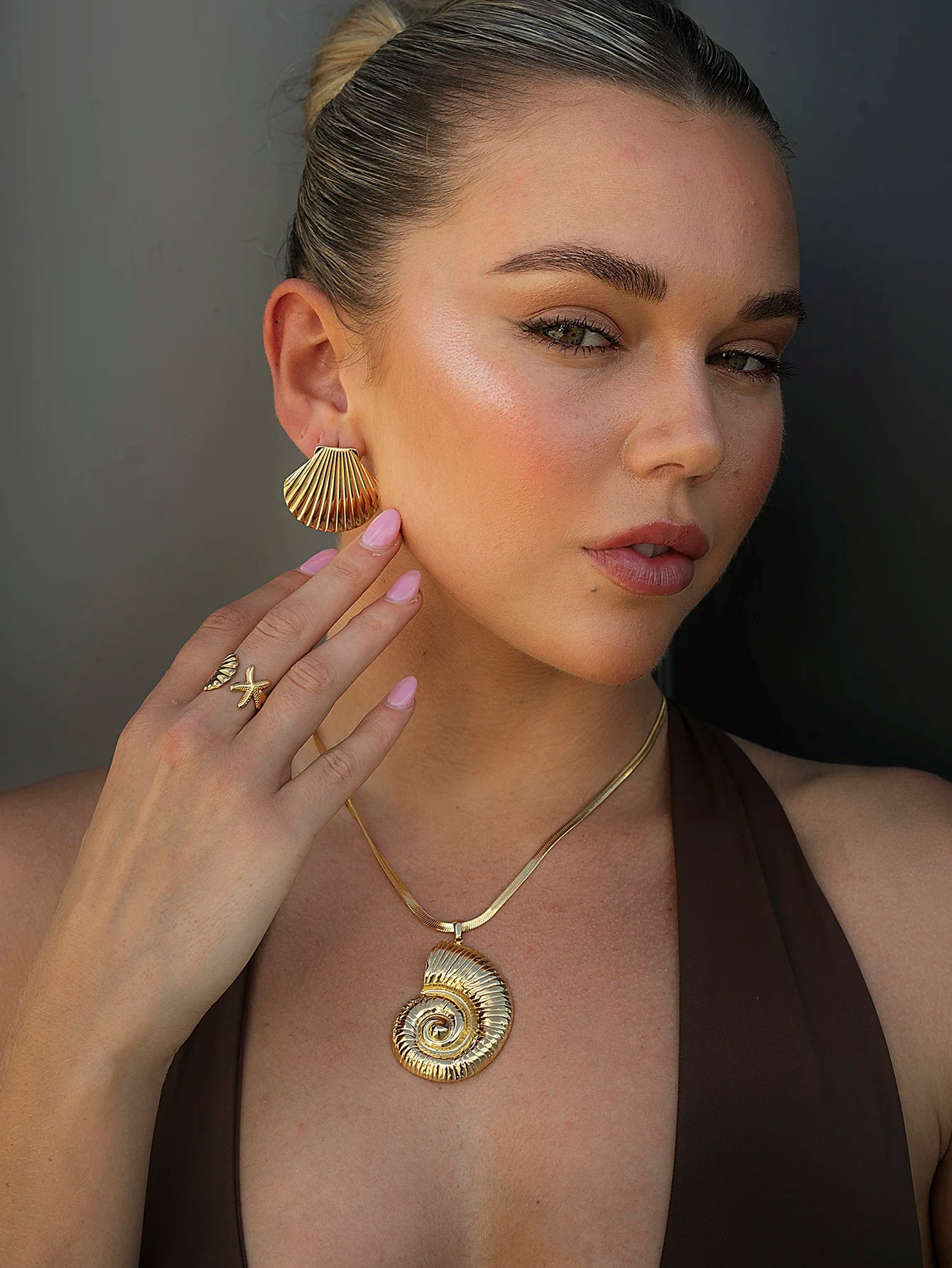 DARYAN Vintage Gold Conch Earrings - Stainless Steel Statement Jewelry